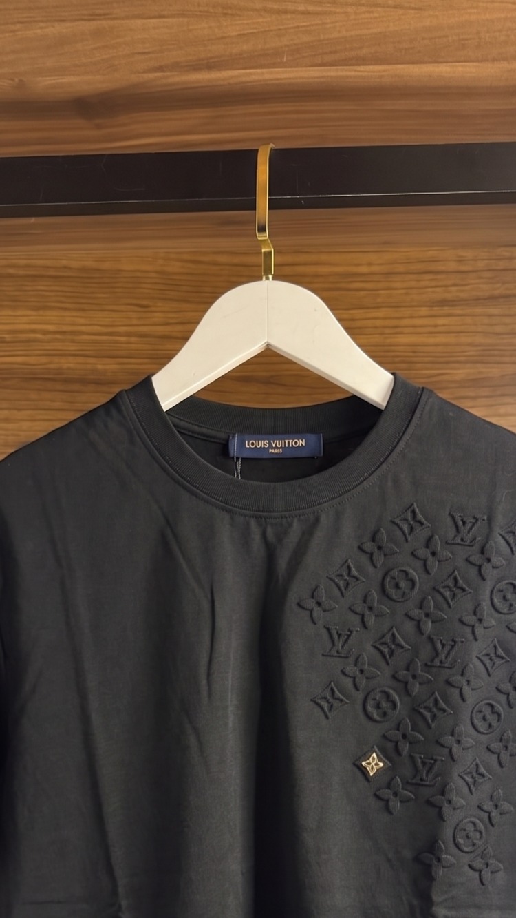 Louis Vuitton ™ Premium T-shirt