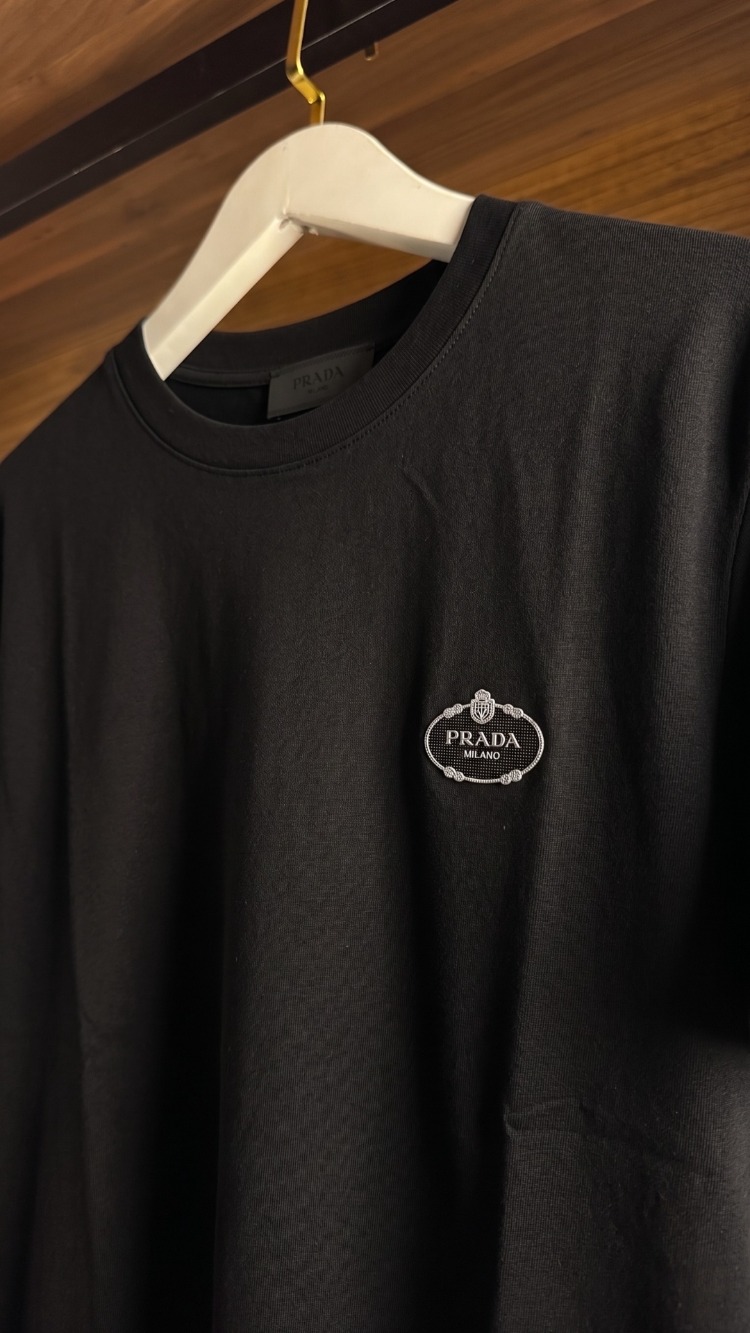 Prada ™ Premium Siyah T-Shirt (İthal Parça)