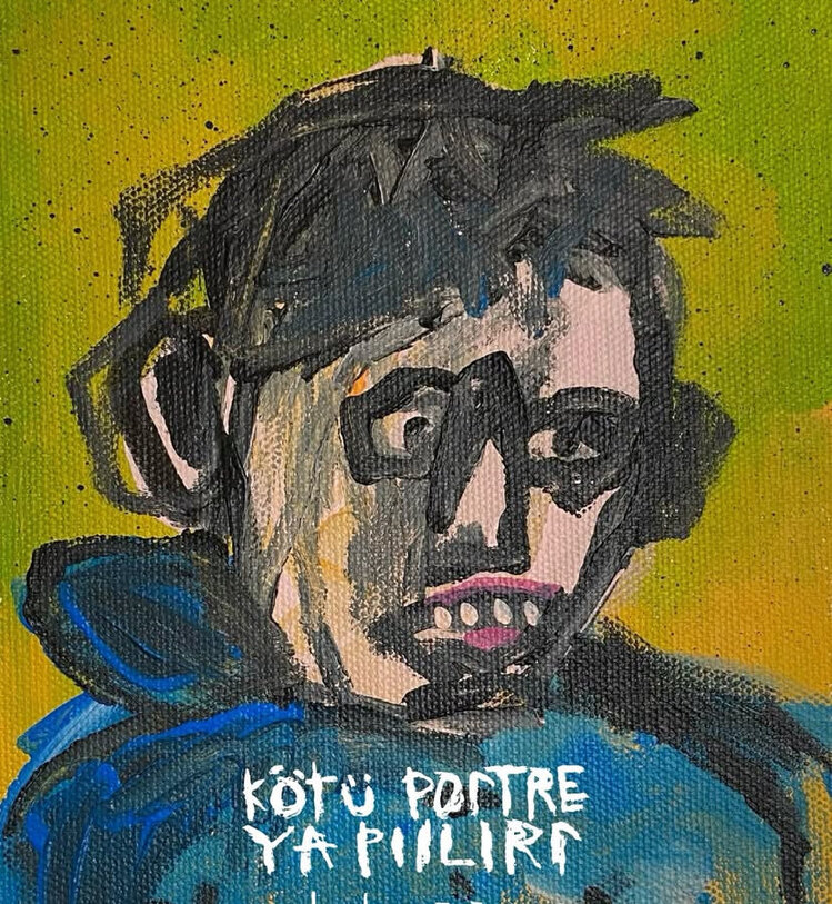 Tek kişi Kötü Portre