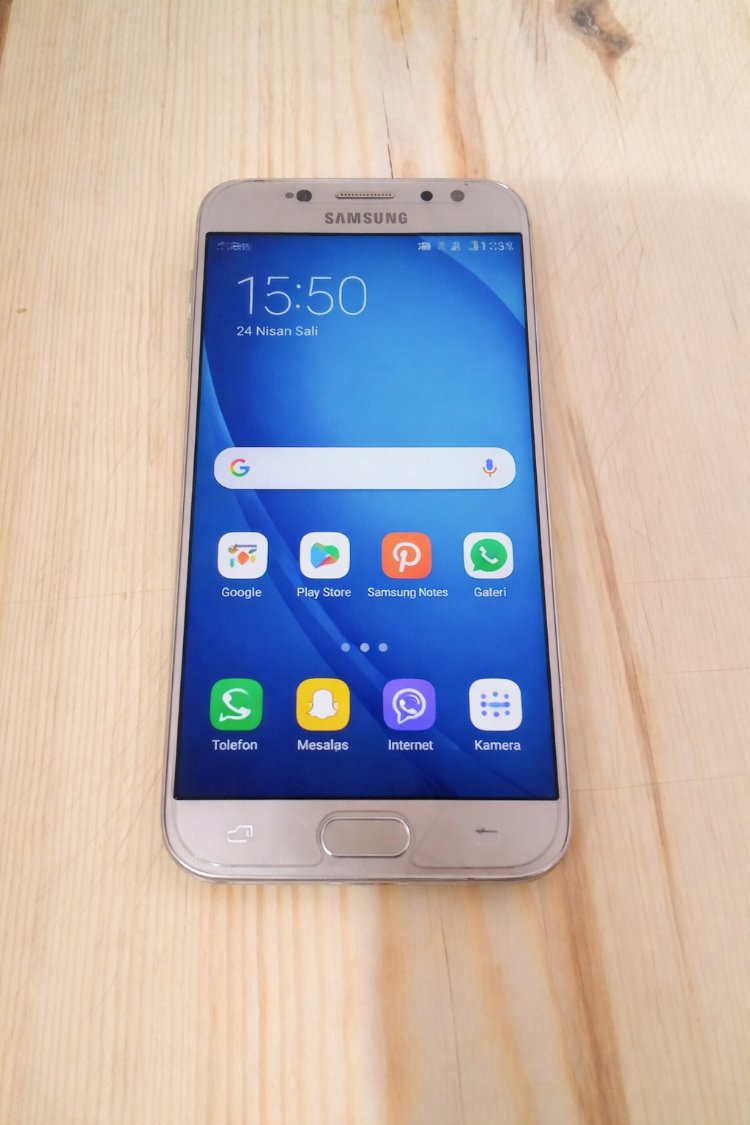Samsung J7