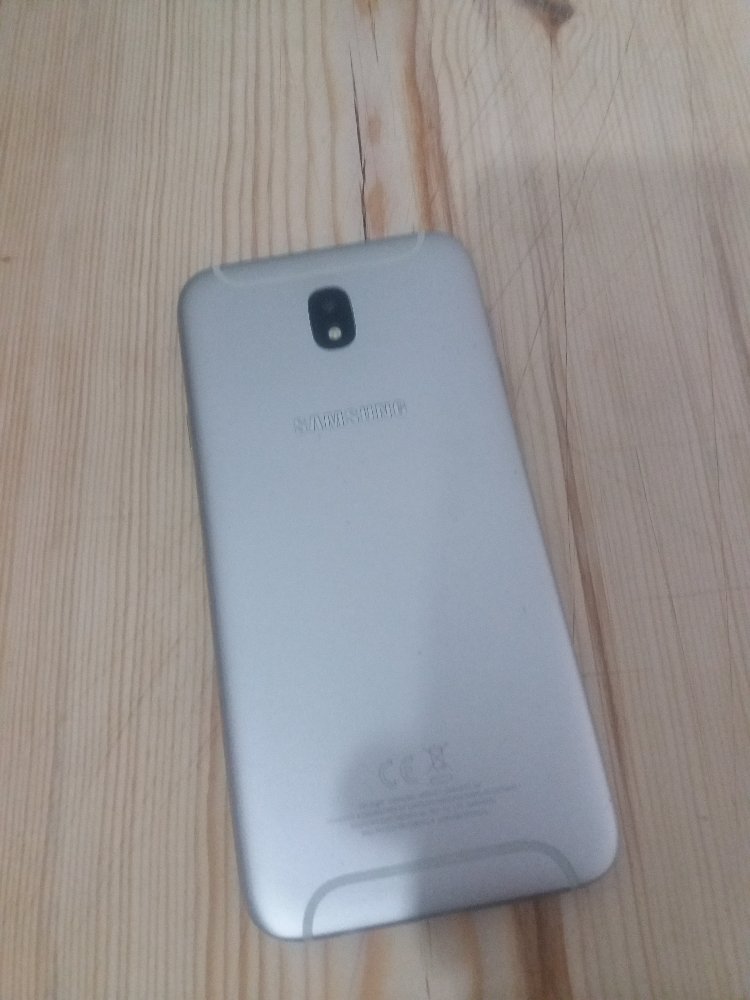 Samsung J7