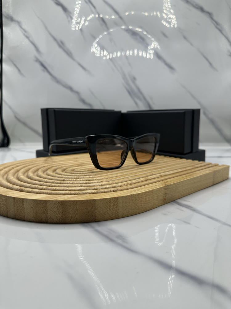 Ysl