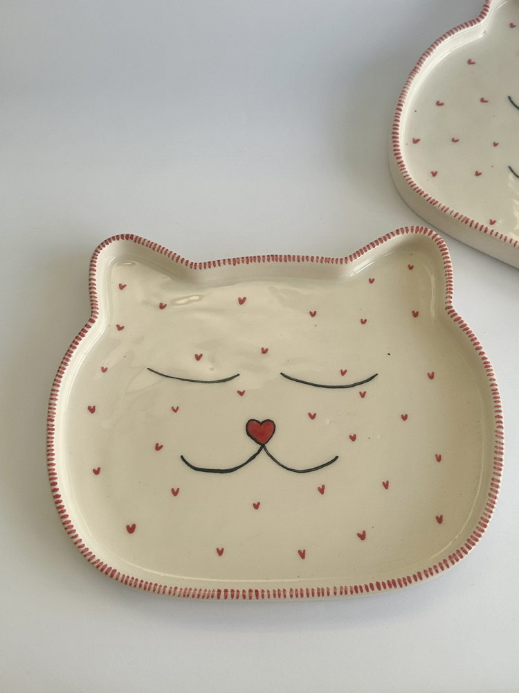 Kalpli Kedi Servis Tabağı – El Yapımı Seramik Tabak