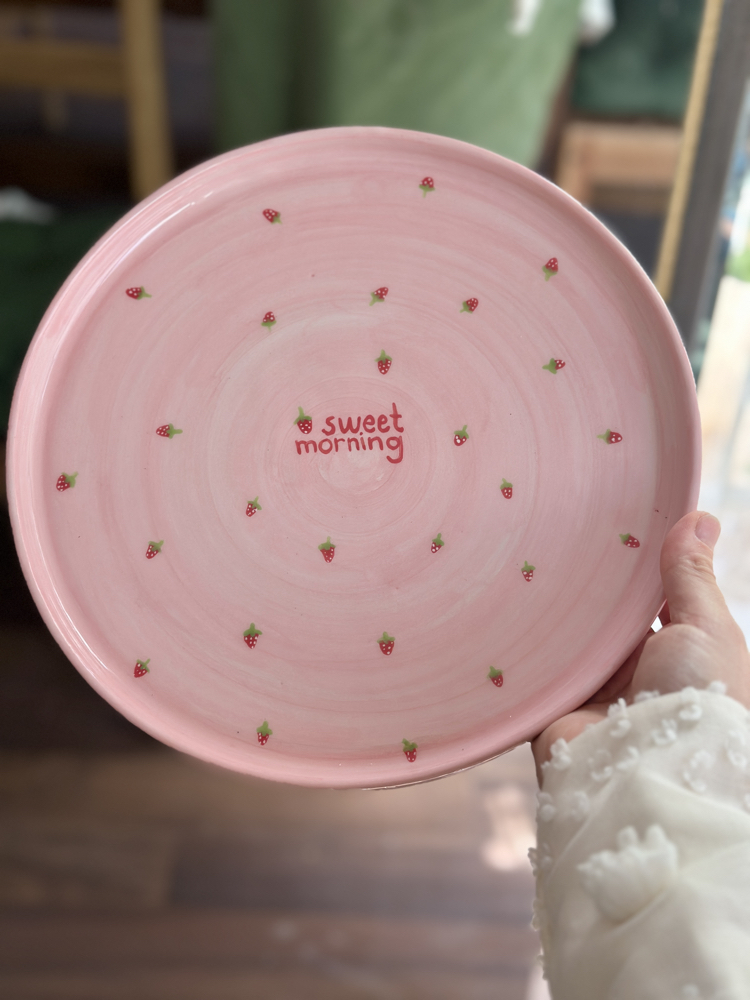 Sweet Morning Çilek Desenli El Yapımı Seramik Tabak