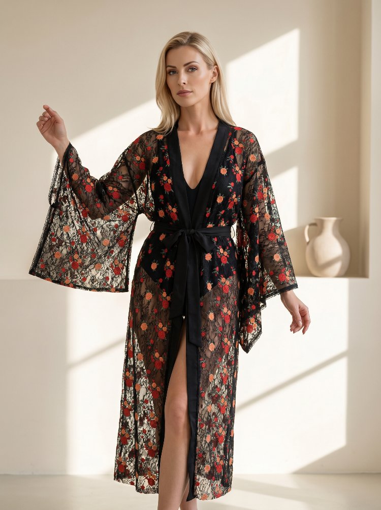 Noir Bloom Kimono 
