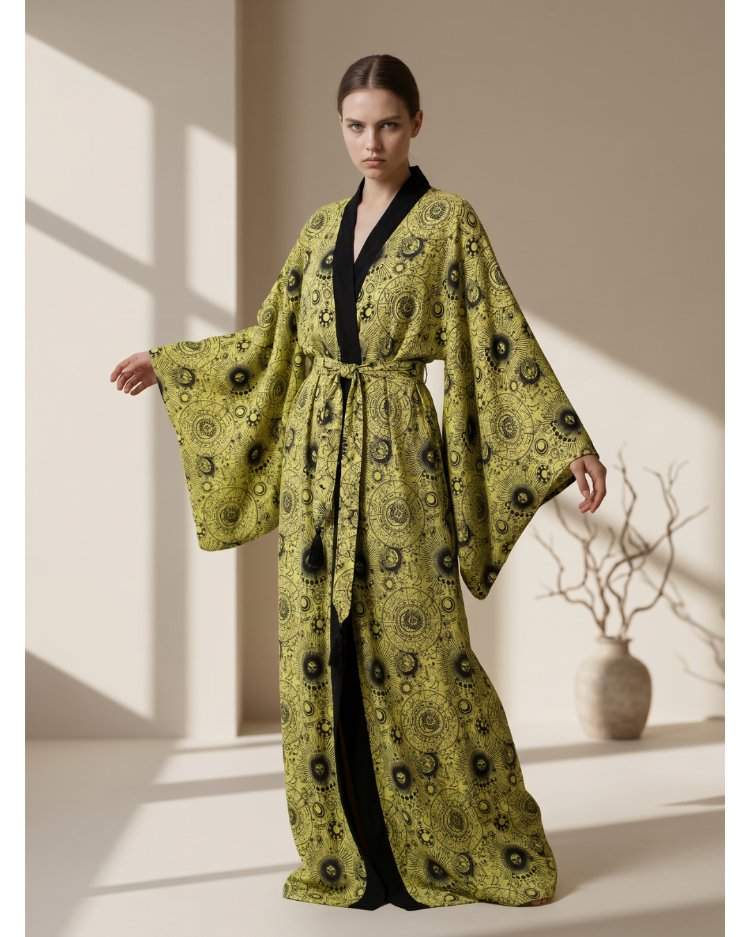 Golden Arcana Kimono 