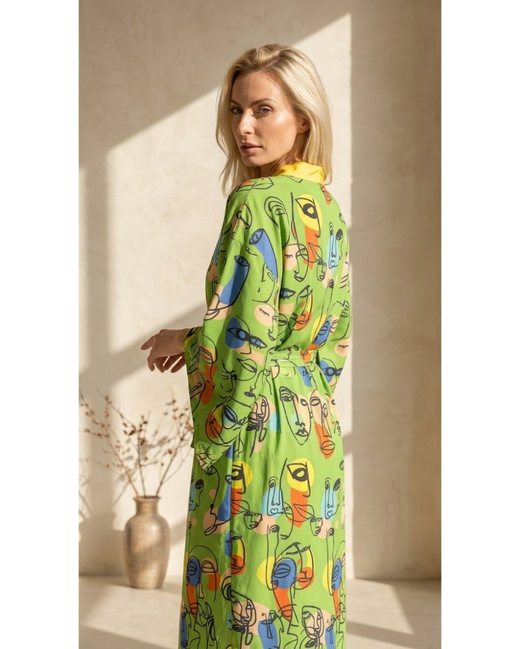 Faces kimono