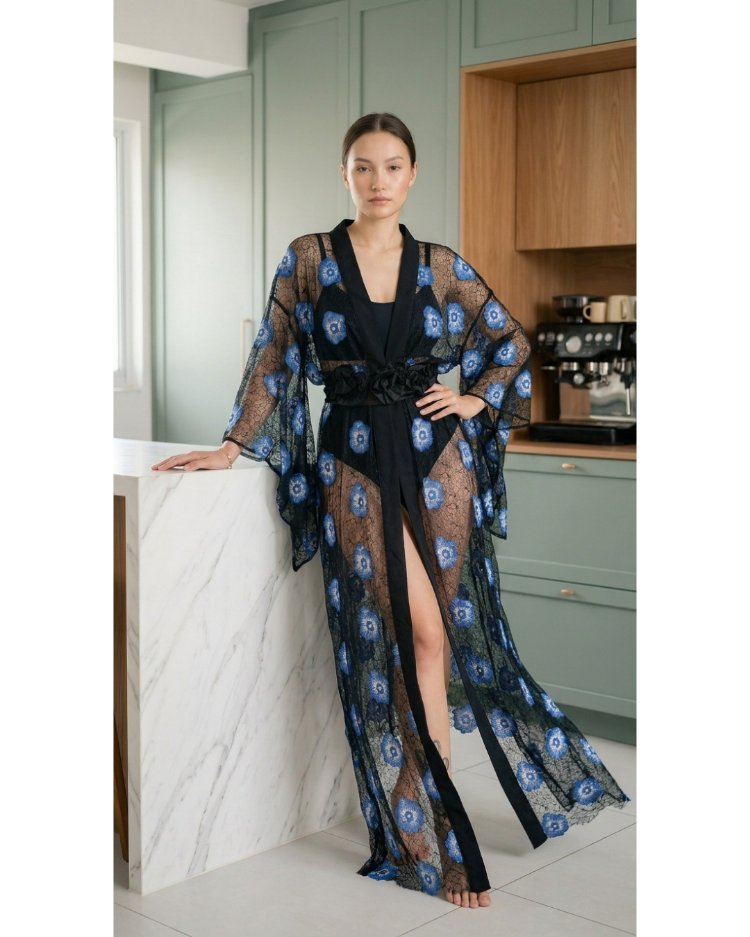Moonlace Kimono