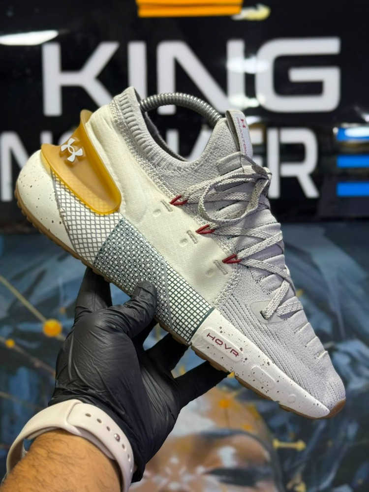 Under Armour Gold