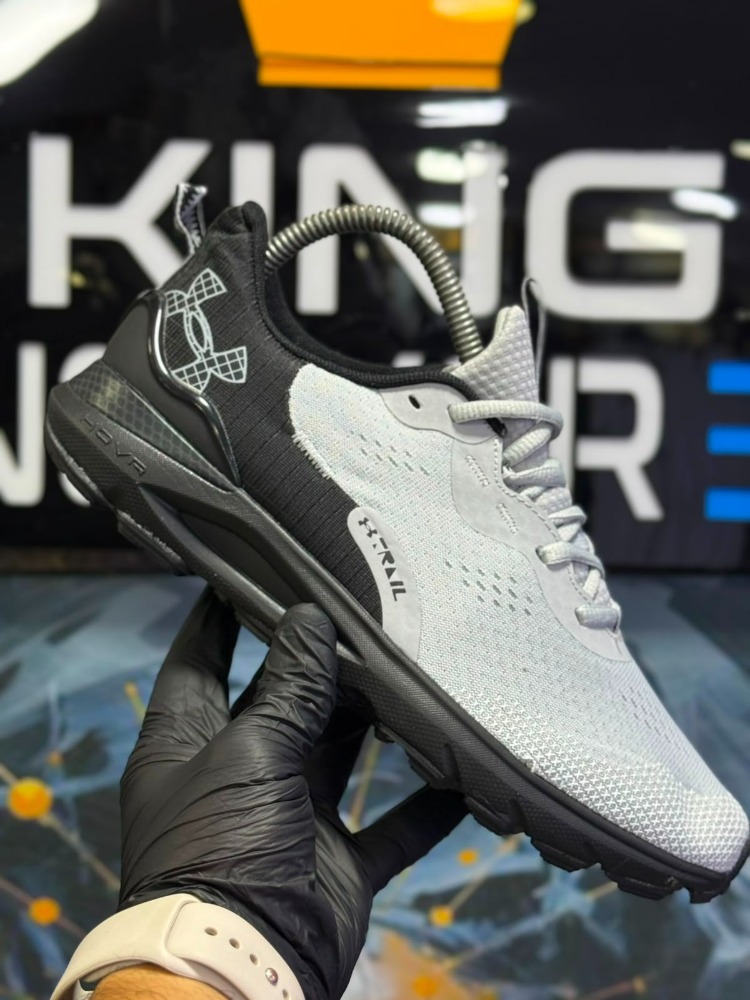Xtrail Black White