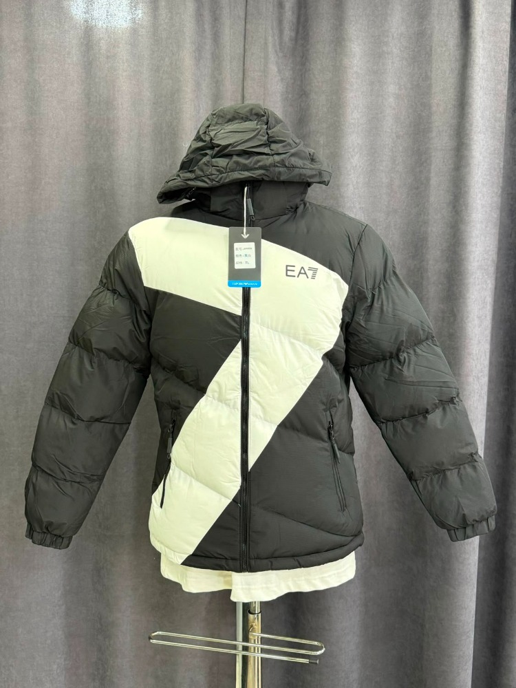 ARMANI MONT