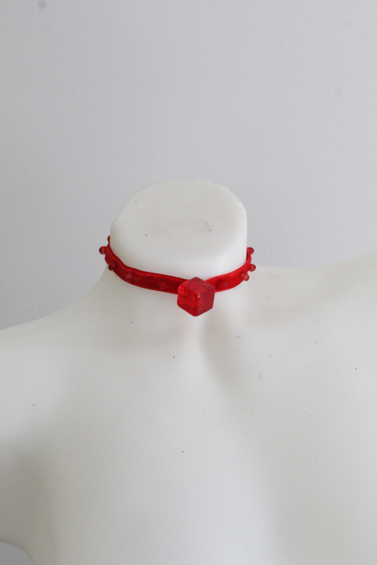Kızıl Choker