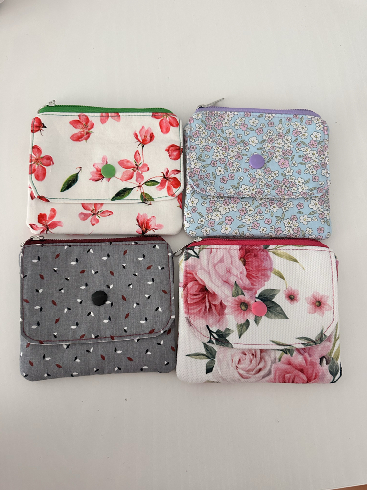 Fermuarlı ve çıt çıtlı mini cüzdan