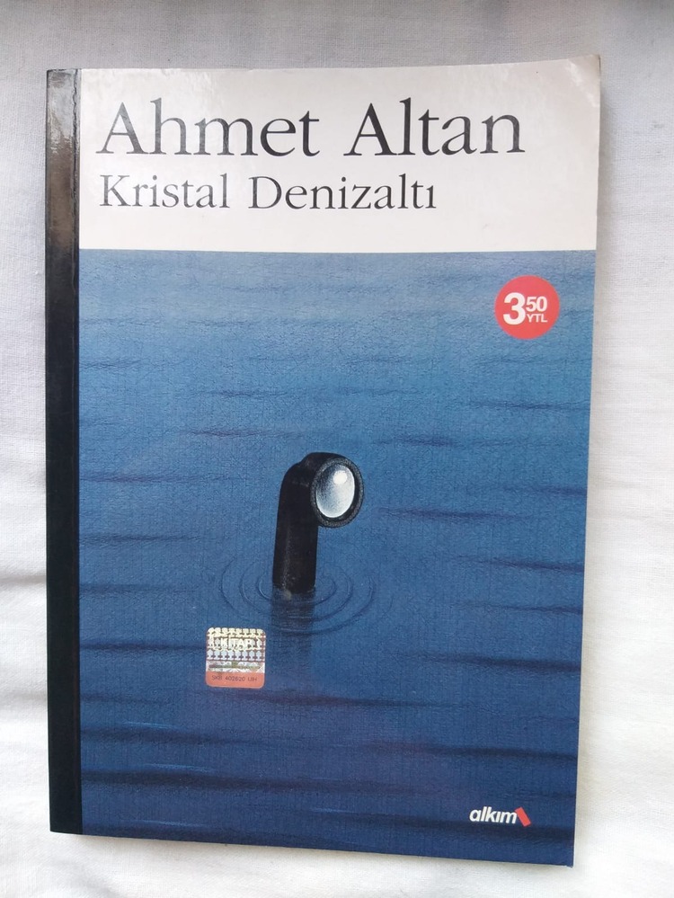 Kristal Denizaltı - Ahmet Altan