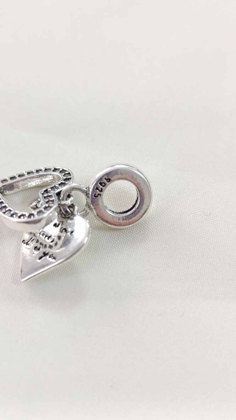 Taşlı Kalpli Sallantılı Charm