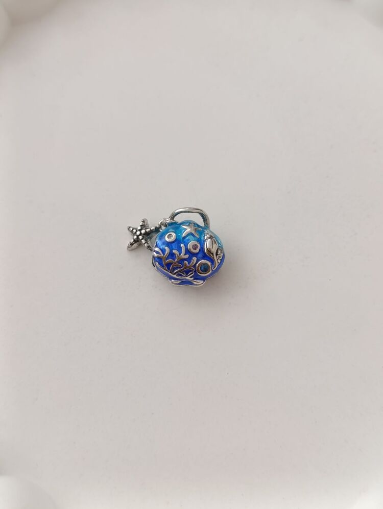 Gümüş İstiridye Charm