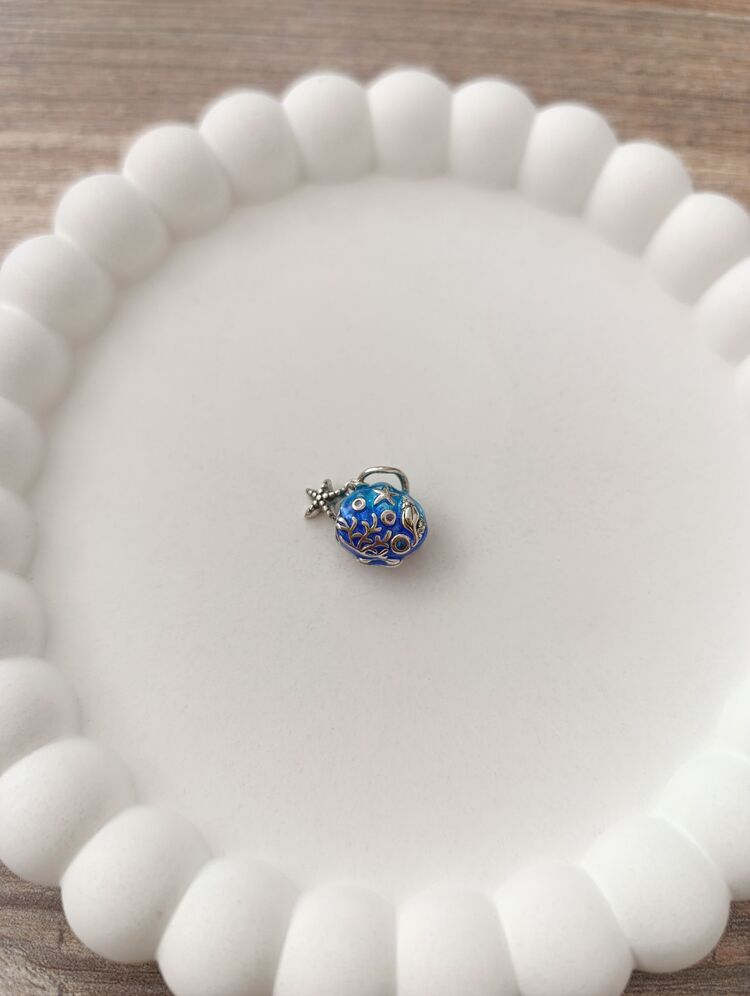 Gümüş İstiridye Charm
