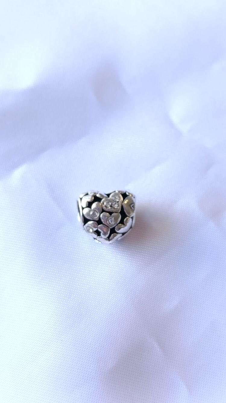 Minik Kalpli Taşlı Charm