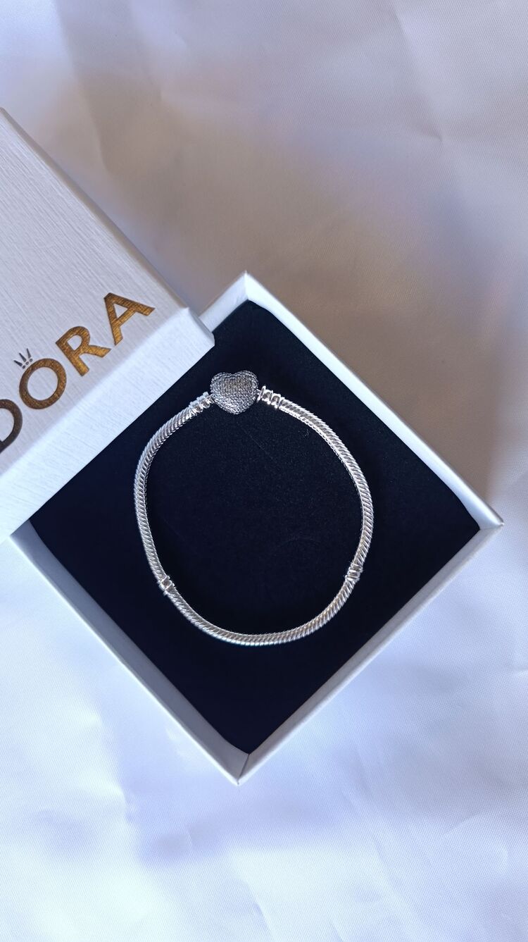 Taşlı kalpli Pandora Bileklik