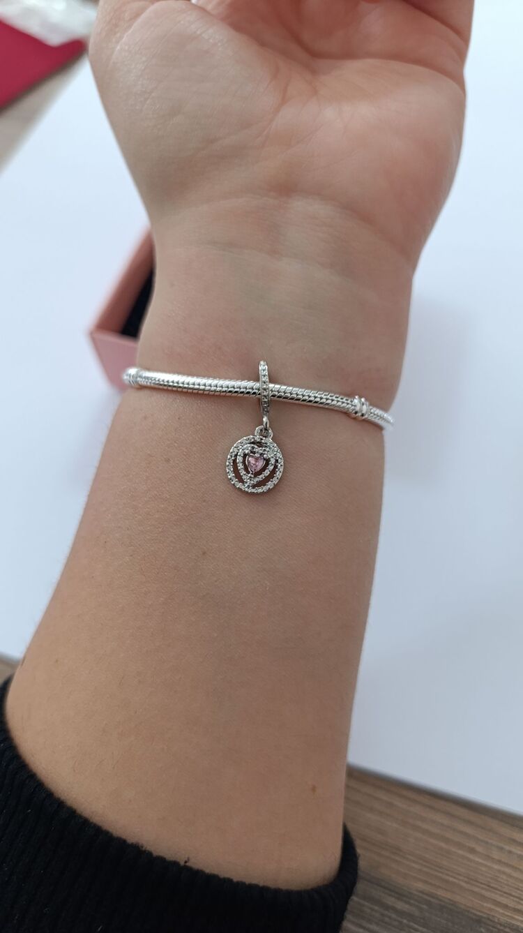 Pembe kalpli charm