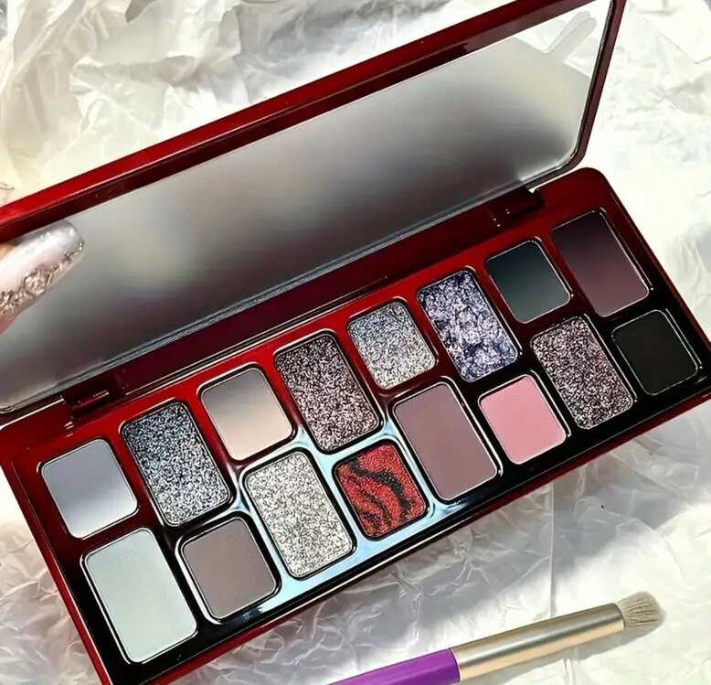 16 Colors Eyeshadow Palette