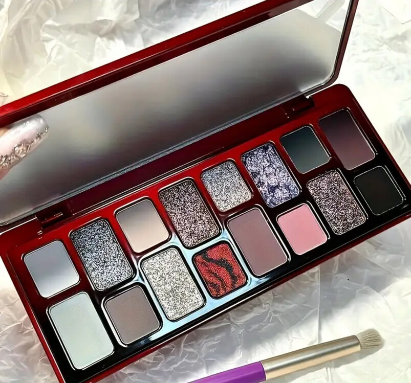 16 Colors Eyeshadow Palette