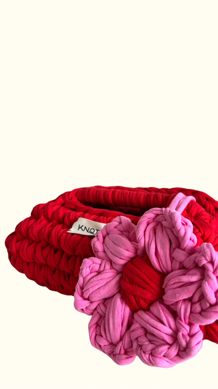 KNOT Pouch/Red Hot