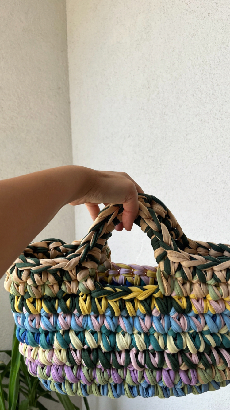 Agora Handbag (Mosaic-Medium)