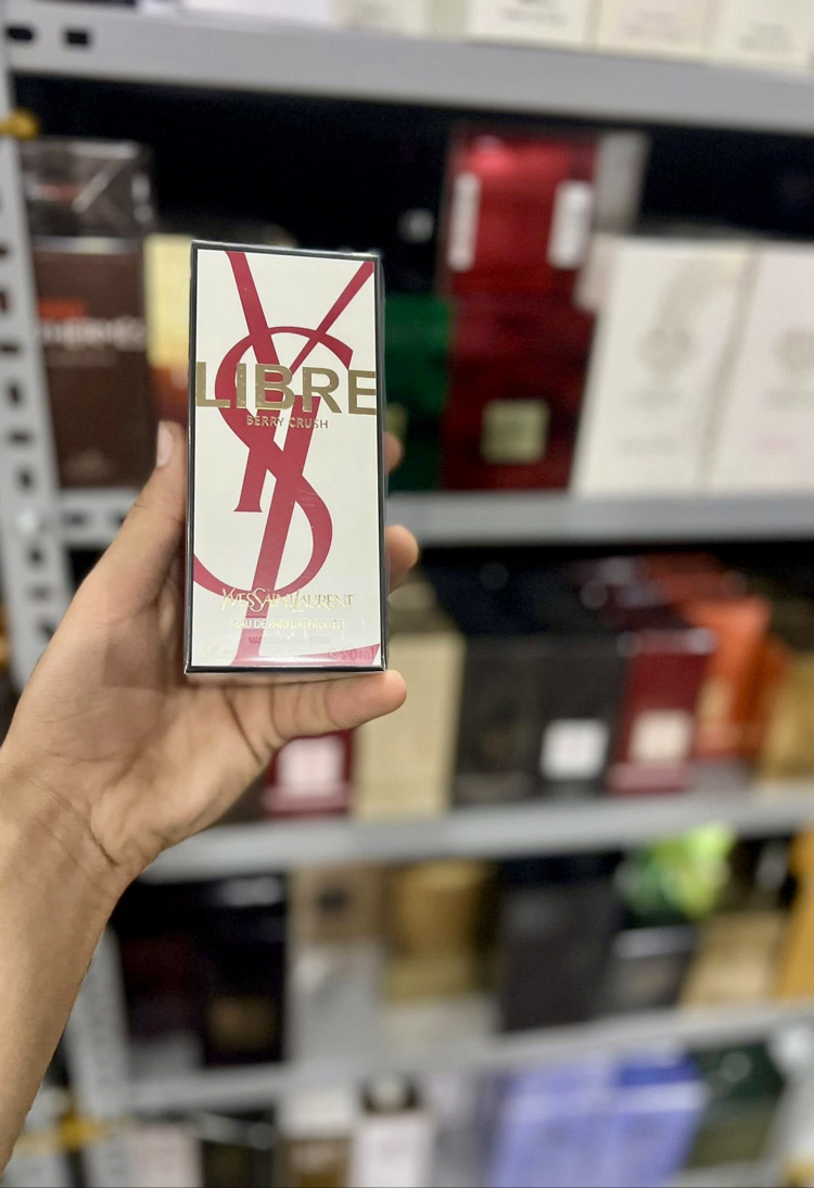Yves Saint Laurent – Libre Berry Crush