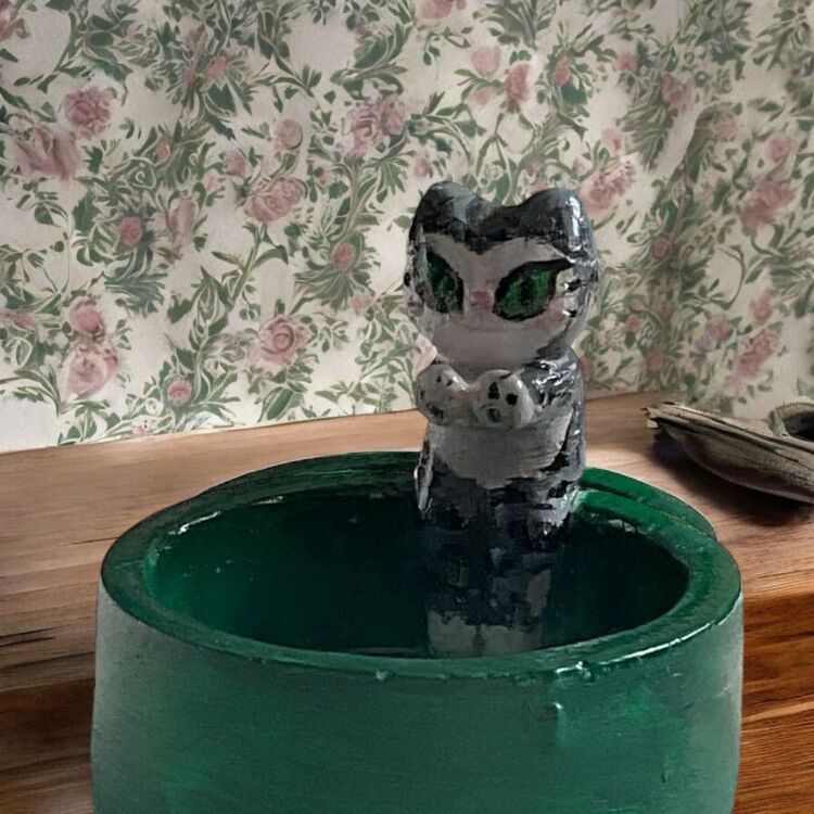 Üşüyen Keduş Tealight Mumluk