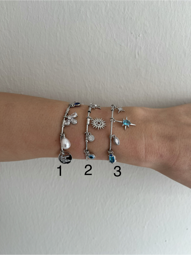Çoklu Charm Detaylı Kelepçe | Silver
