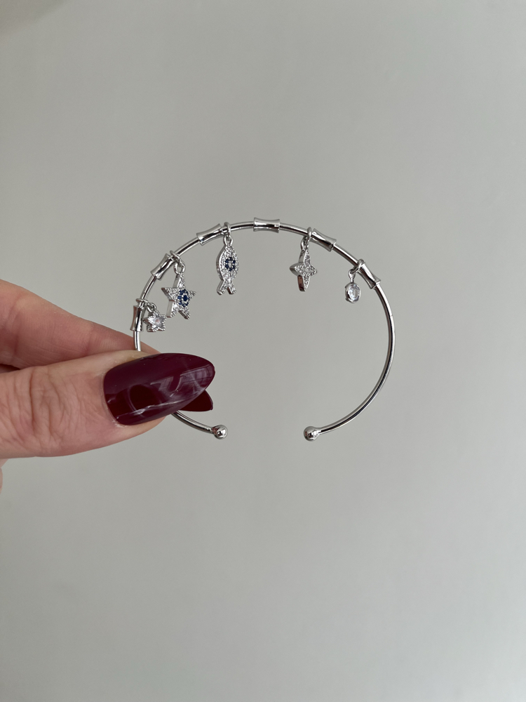 Çoklu Charm Detaylı Kelepçe | Silver