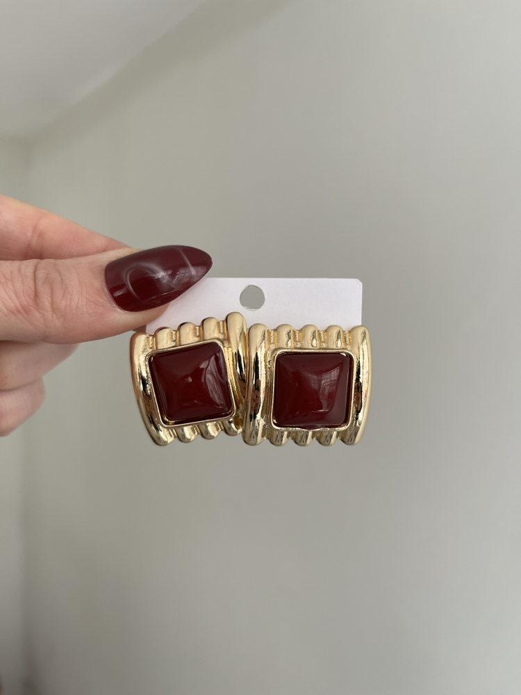 Burgundy Vintage Esintili Kare Küpe | Gold