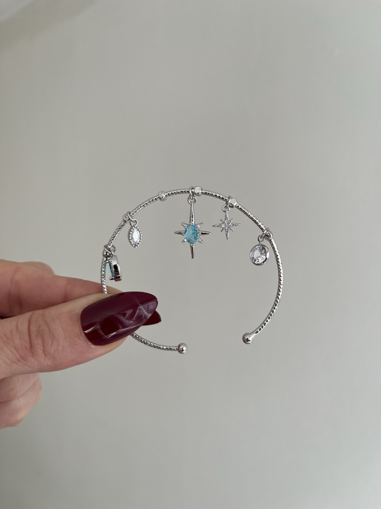 Çoklu Charm Detaylı Kelepçe | Silver