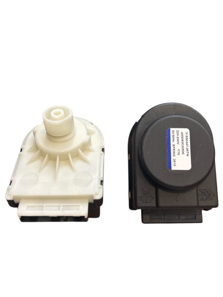 Üç Yollu Vana Motoru 220V 7.5MM ELBİ