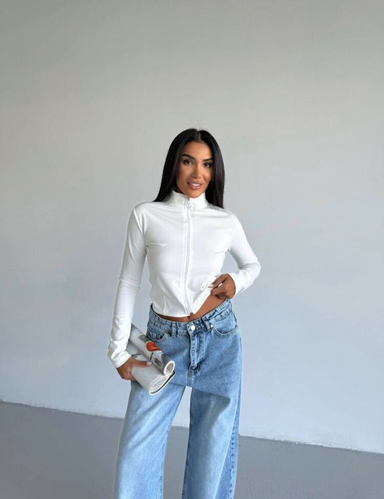 BEYAZ FERMUARLI PARMAK GEÇMELİ CROP