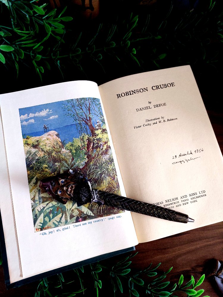 Daniel Defoe — Robinson Crusoe | c.1930