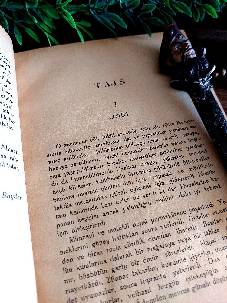 Anatole France — Thais * 1939