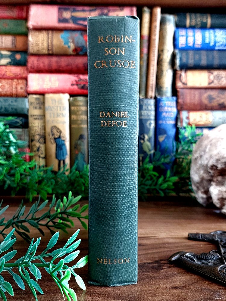 Daniel Defoe — Robinson Crusoe | c.1930