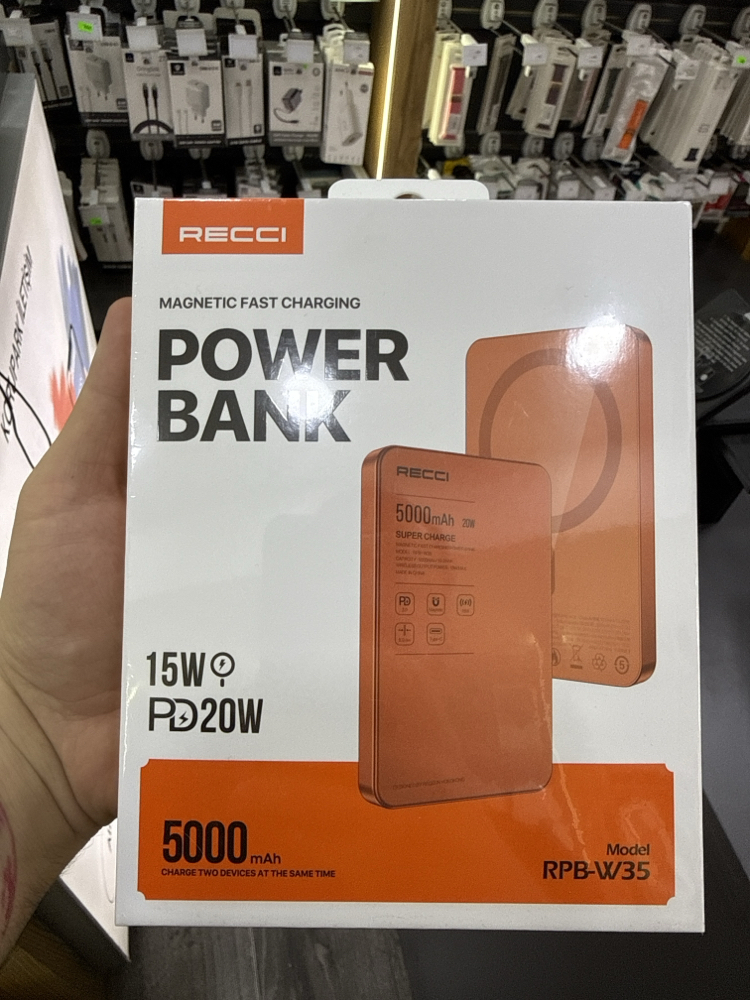 3 lü set ( benks lucid Armor 17pro/promax/recci Magsafe powerbank/zore Magsafe kartlık