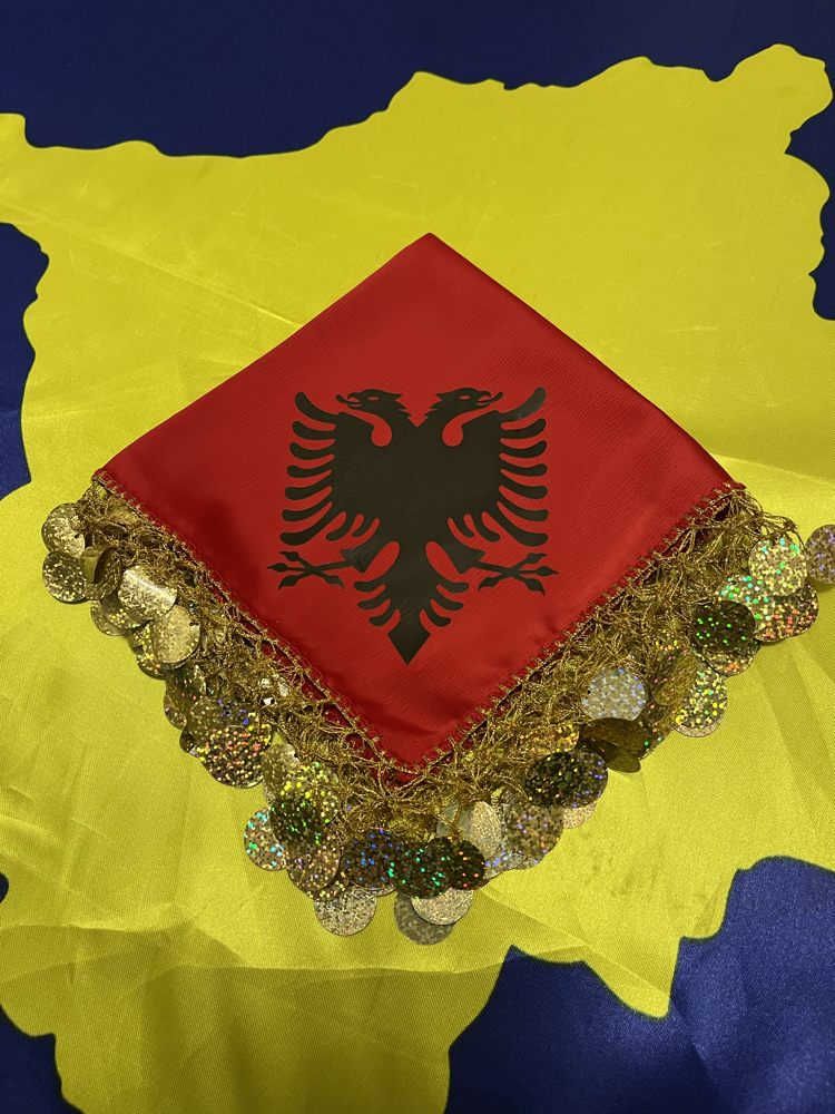 Sarı Püsküllü Arnavut Mendili