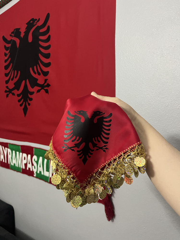 Sarı Püsküllü Arnavut Mendili