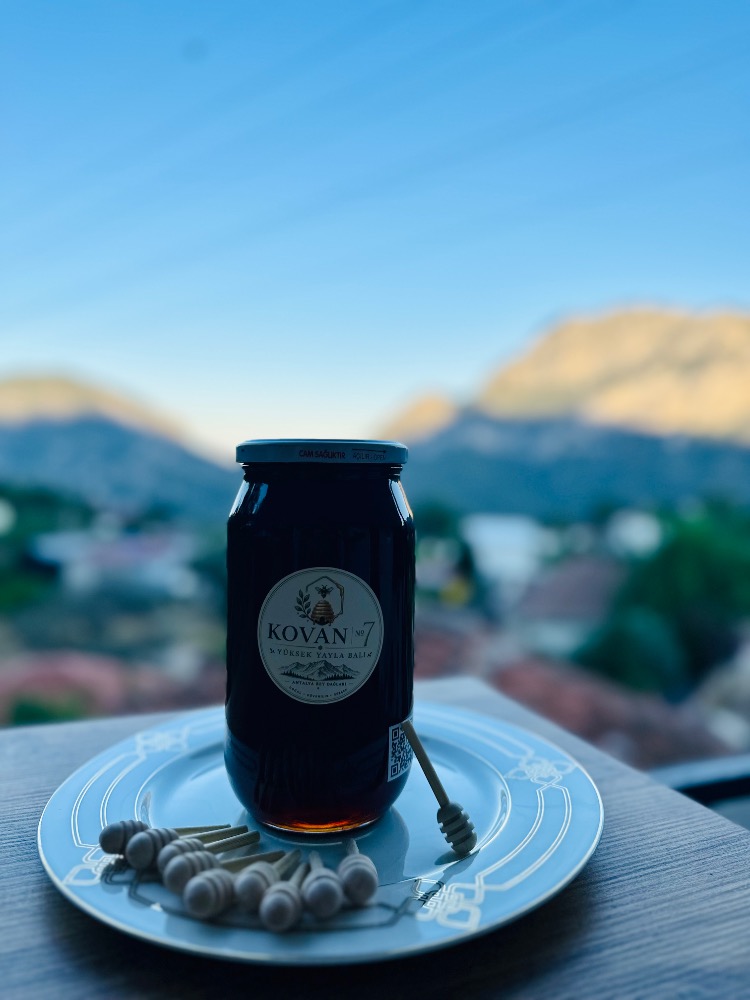 Süzme Keçiboynuzu Püren Balı - 850 g
