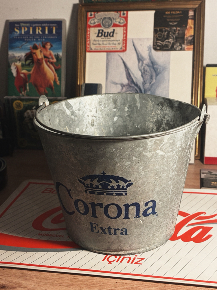 Corona kova
