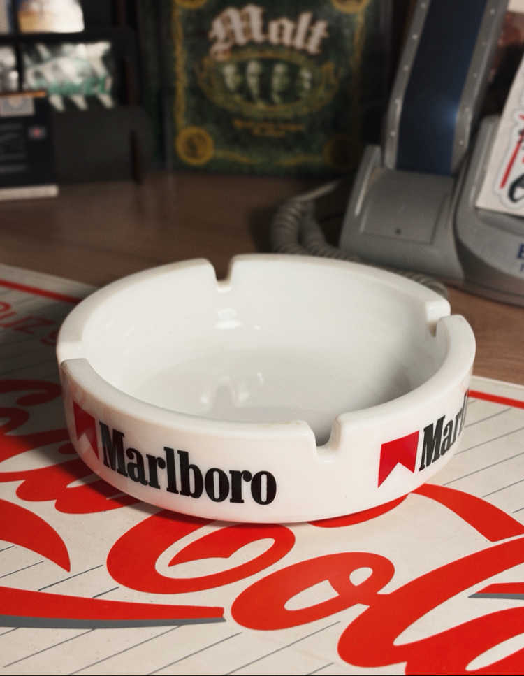 Marlboro küllük büyük boy 