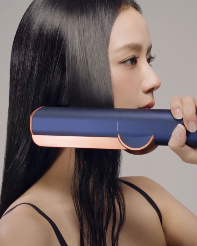 Dyson Airstrait Düzleştirici Islak Saç Düzleştirici