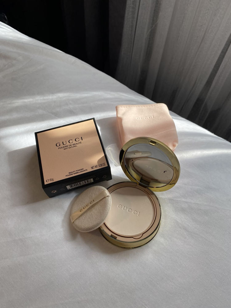 Guccı Poudre De Beaute Mat Naturel Pudra 01