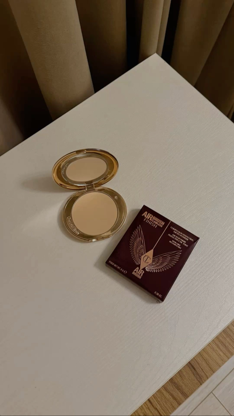 Charlotte Tılbury Aır Brush Fınısh