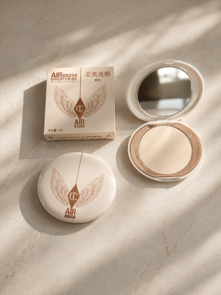 Charlotte Tılbury Aır Brush Brıghtenıng Flawless Fınısh