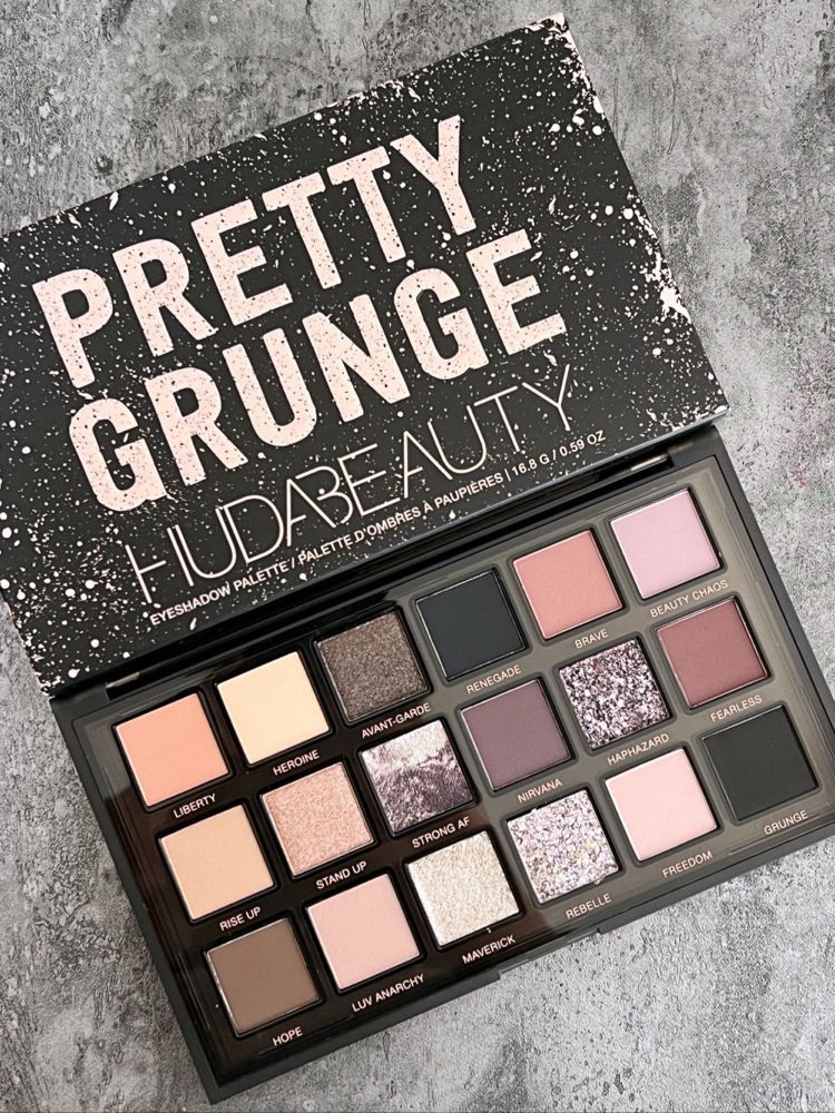 Huda Beauty Far Paleti 